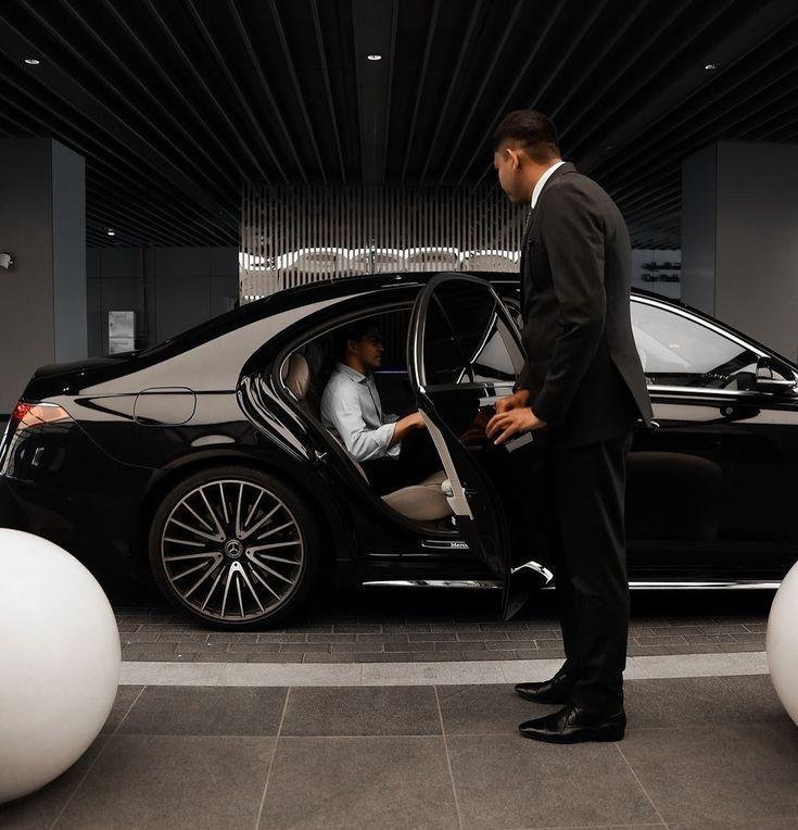 Luxury sedan point to point transportation